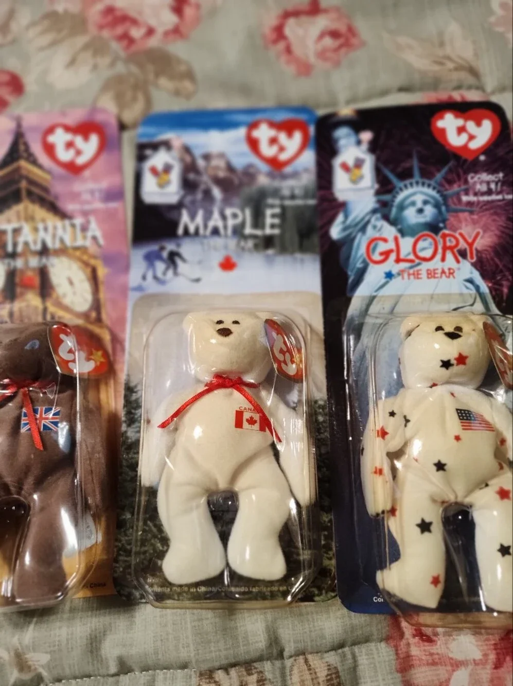 Ty Green Erin, Brown Britannia, Cream Maple & White Glory Beanie Baby Set